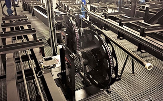 e-spool, tavan arasında (fly loft)