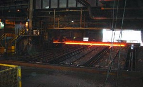 Corus Rail'in çelik fabrikalarındaki dış vinçlerde enerji beslemesi